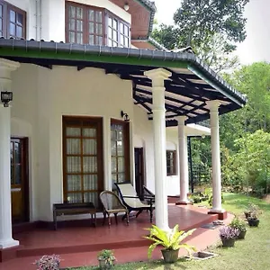 2* Гостевой дом Pearl House